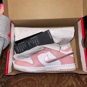BRAND NEW Nike Dunk Low GS - Pink Velvet